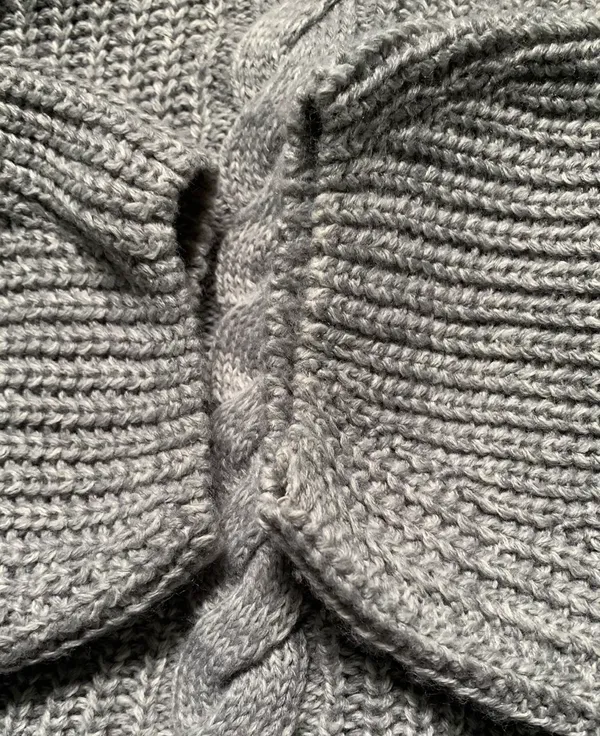 H&M Cropped Cardigan Sweater - Image 3
