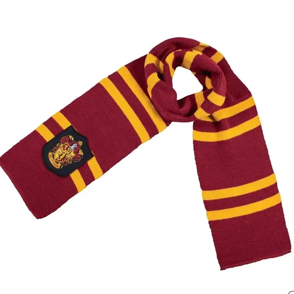 Harry Potter NWT gryffindor scarf knitted heavy weight hogwarts univeral stuido - Image 3