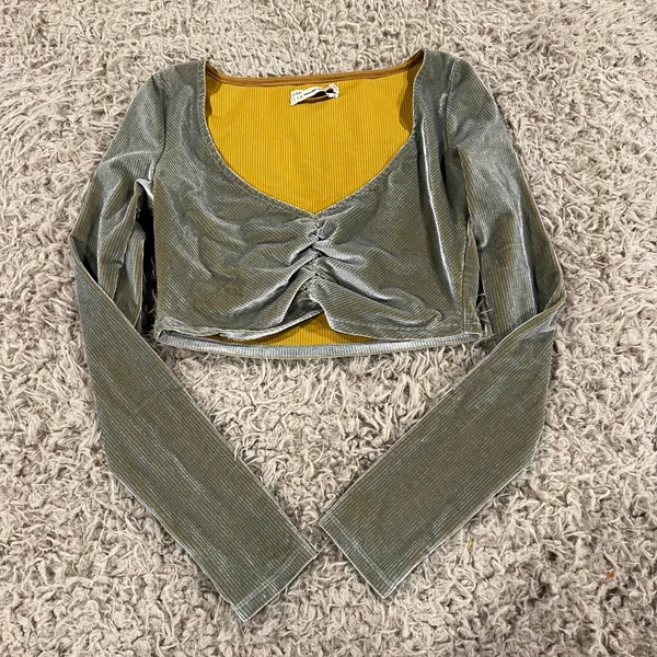 Urban Outfitters Crop Top - Image 2