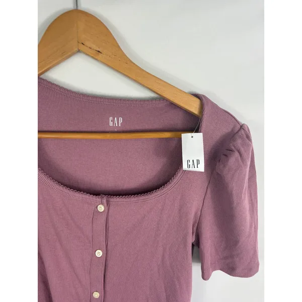NWT Gap Scoopneck Ribbed Puff Sleeve Top Size Small - Image 3