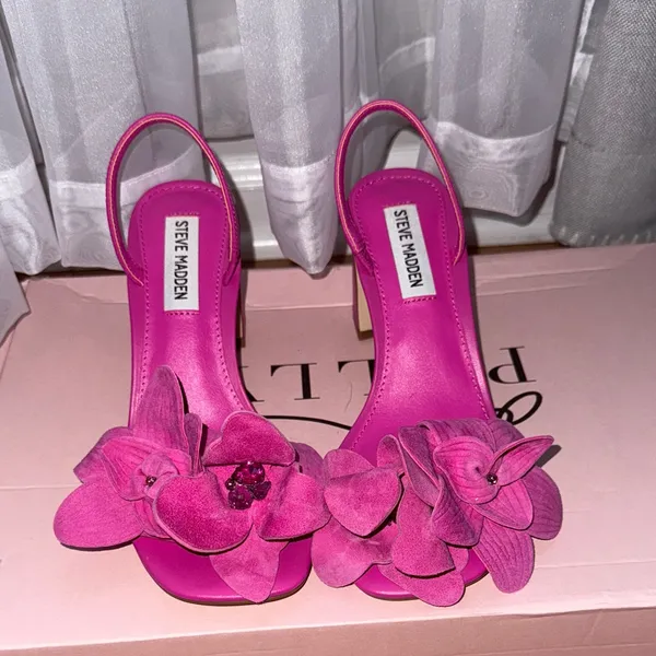 Steve Madden Fuchsia Floral Farrie Heeled Sandals - Image 3