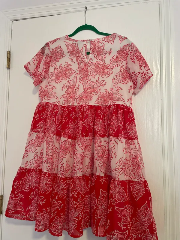 Wednesday Girl mini smock dress with tiers in contast paisley print - Image 5