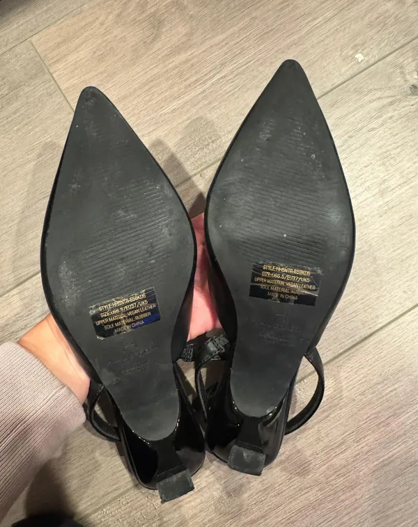 H by Halston Pointed Toe Kitten Heel - Image 6
