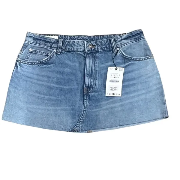 ZARA Denim Mini Skirt Womens Size L Blue Wash Button Closure 5-Pocket - Image 2