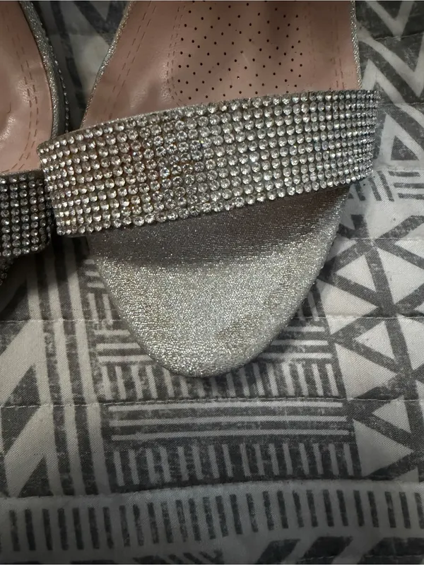 Windsor Silver Rhinestone Block Heel Sandals Size 7 Wedding Prom Formal - Image 7