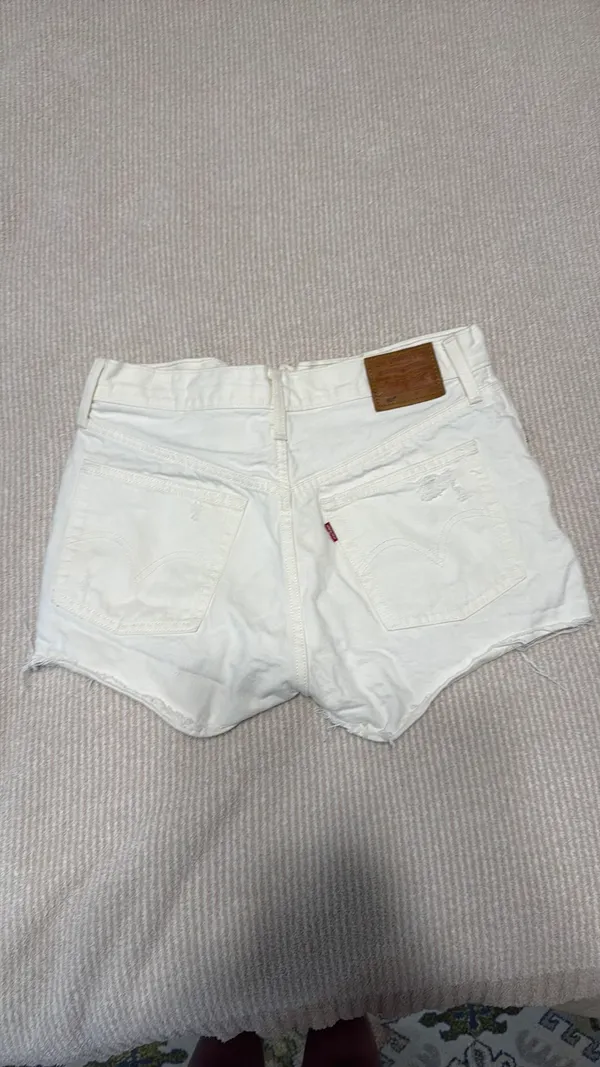 Levi’s Shorts 501 White Denim Distressed Women’s - Image 2