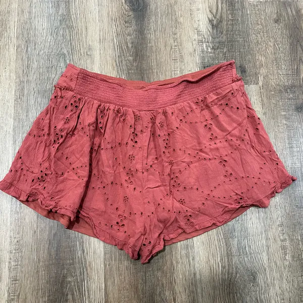 American Eagle red terracotta stretchy pull on shorts - Image 2