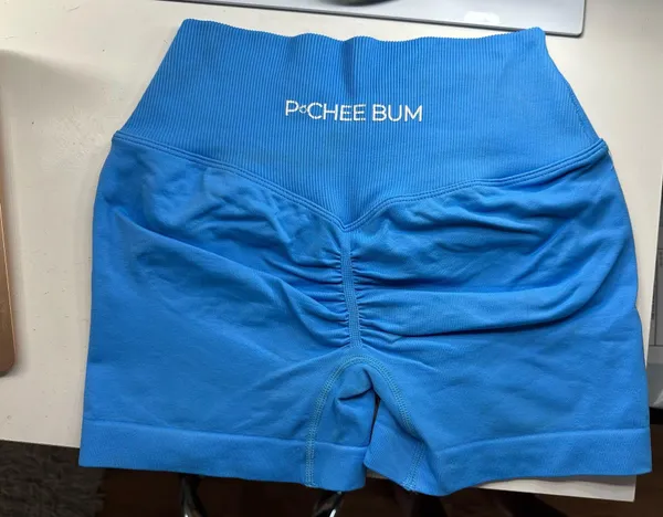 Pchee Bum cross waist scrunch shorts - Image 2