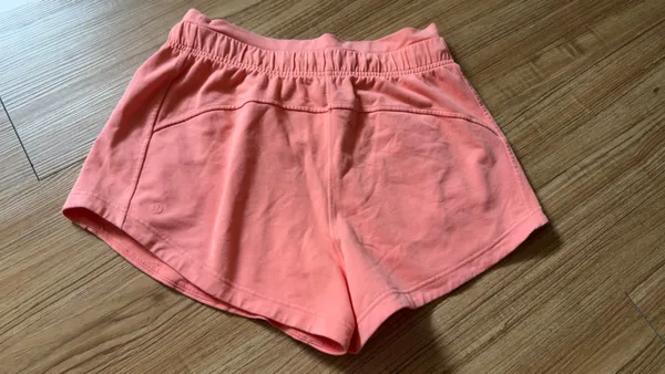 Lululemon Inner Glow Shorts 3” size 6 - Image 5