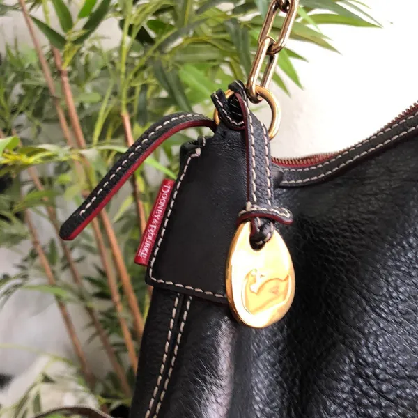 Black leather shoulder hand bag purse chain link strap. Measurements in pics - Image 5