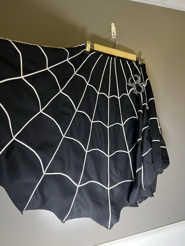 Grandin Road Spider Web Poncho Womens One Size Black Halloween Costume Spider - Image 3