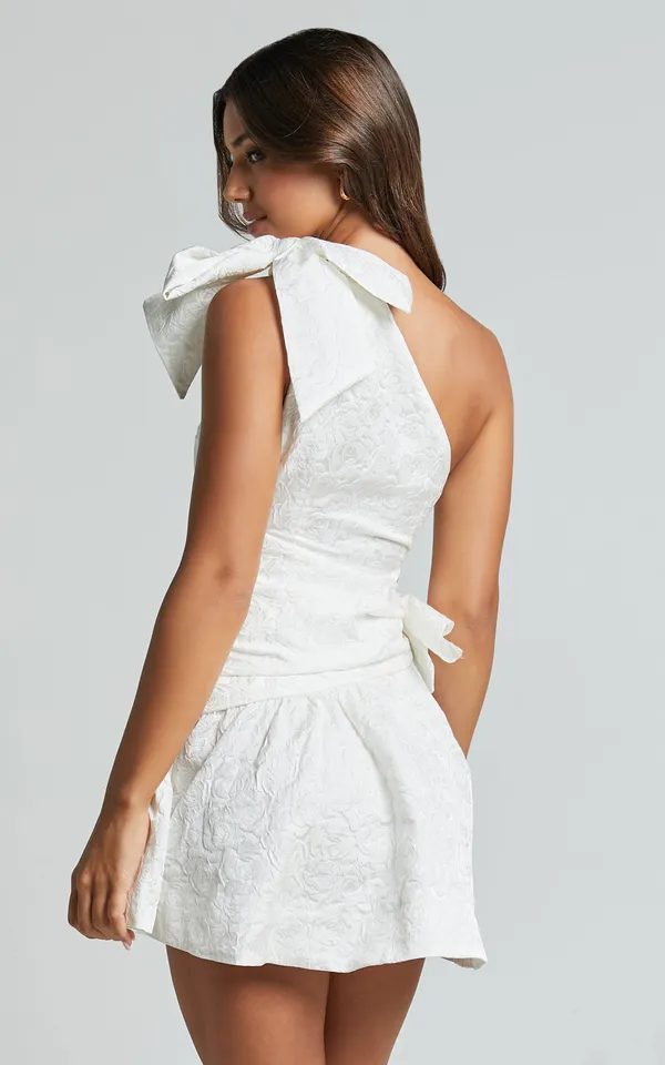 New Showpo Mathilda Mini Dress Cut Out Side Wrap Dress Size 8 MSRP $109 - Image 5