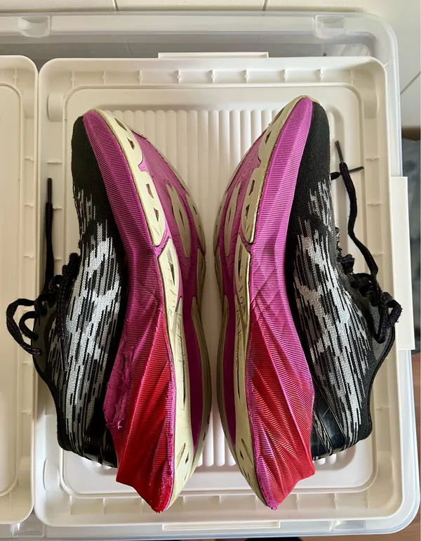 ASICS Novablast 3 Sneakers - Image 4