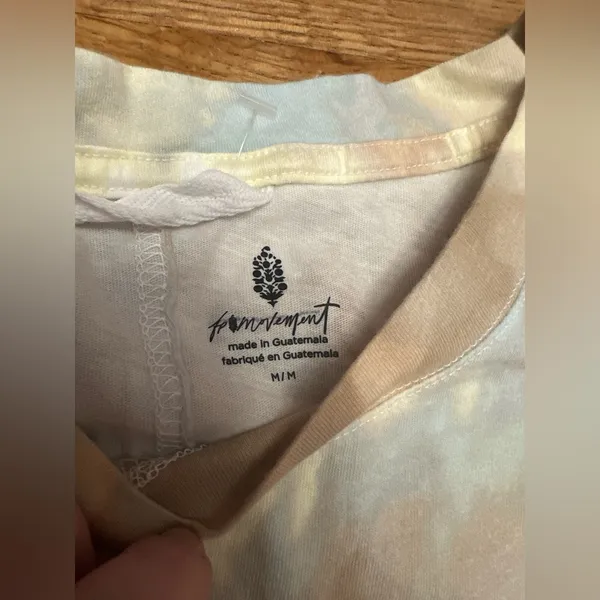 Free People Movement NWOT tank top in tan and blue size medium - Image 8