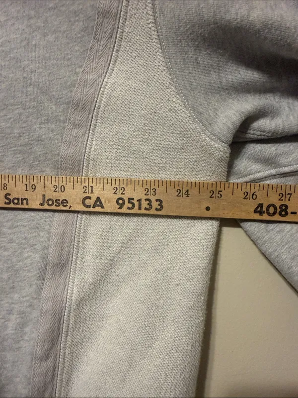Aerie Womebs Crewneck Sweater in Light Gray - Image 3