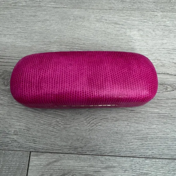 Lilly Pulitzer Pink‎ Textured Hard Eyeglass Case Gold Logo Navy Velvet Interior - Image 5
