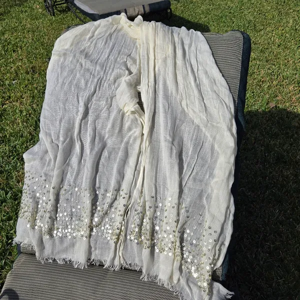 Cream & Sequined scarf Silver - Image 2