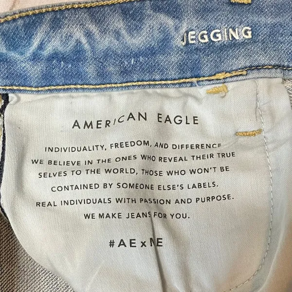 NWT - American Eagle - Women’s Super Soft Jeggings - Size 10 - Image 10