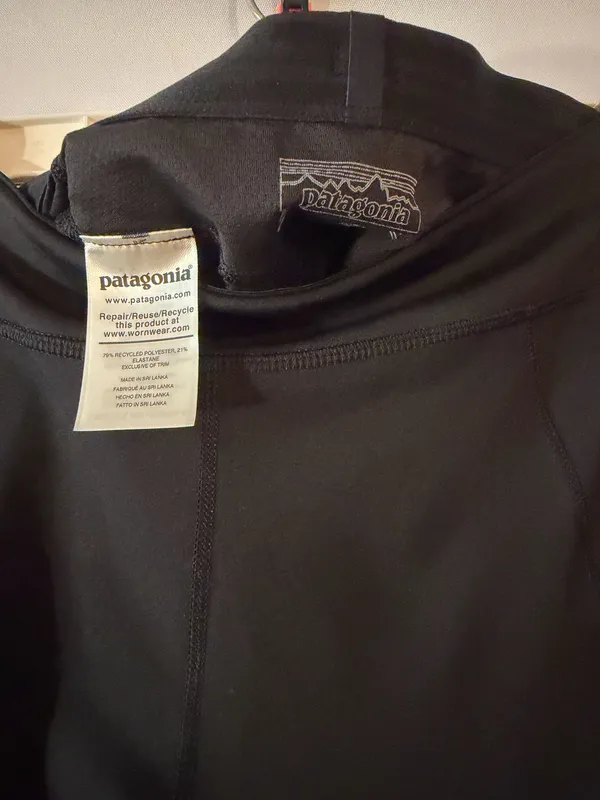 Patagonia women’s Black Athletic Joggers - Image 4