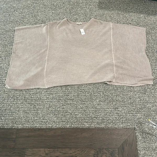 NWT Loft Sweater Poncho Sz XS/S - Image 5