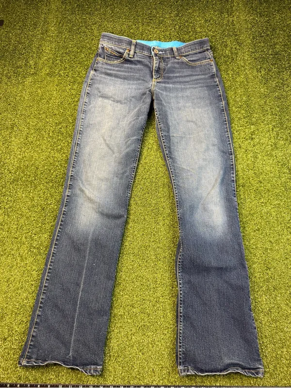 Wrangler QBaby Ultimate Riding Boot Cut Jean with Cool Vantage Embroider 9/10x34 - Image 3