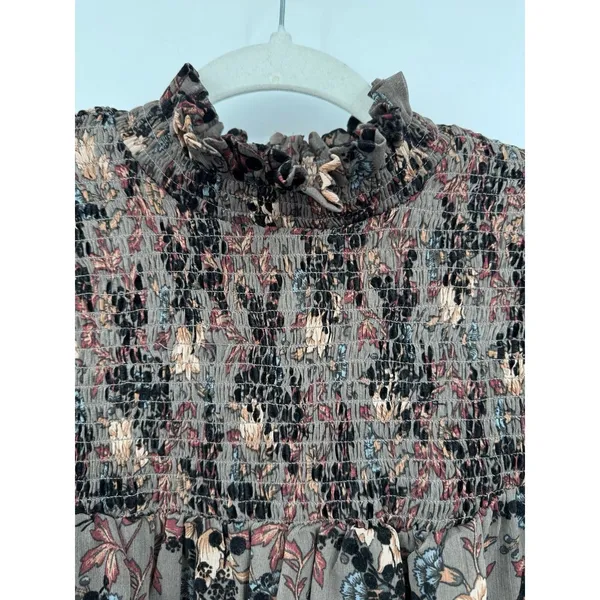 Knox Rose Floral Ruffle Smocked Yoke Top Taupe Black Floral Velvet Romantic Sz L - Image 3