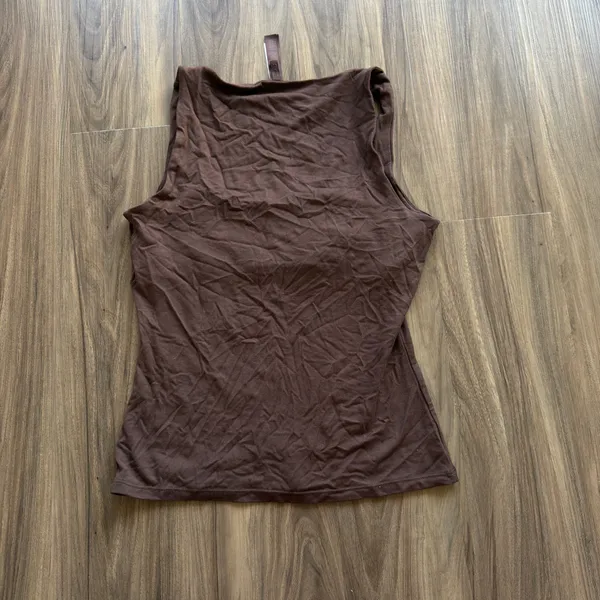 Skims Smooth Layers Square Neck Tank - Image 4