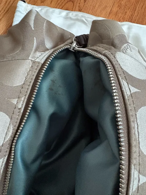 Coach Madison Maggie Hobo Bag Leather Shoulder - Image 4