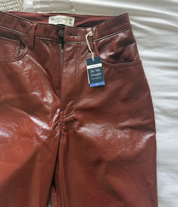 Abercrombie Ultra High Rise 90s Straight Leather Pants - Image 3