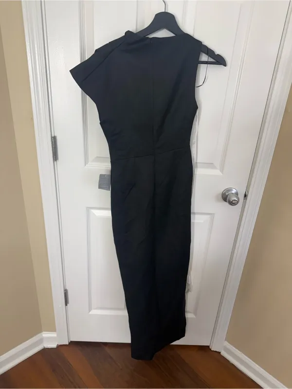 Elliatt Azelie Asymmetrical Gown in Black XS - Image 7