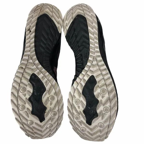 New Balance Women's Racing Sneaker Size 8 - Image 8
