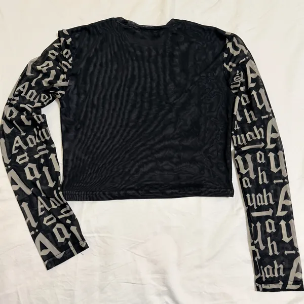 Aaliyah Mesh Long Sleeve Crop Top Black Graphic XS‎ (14-16) Y2K 90s Streetwear - Image 3