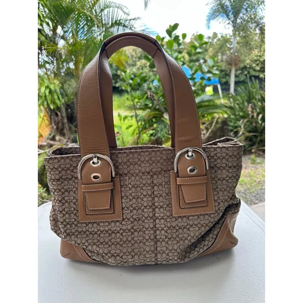 Vintage Coach F10928 Soho Buckle Signature Jacquard Monogram Canvas Shoulder Bag - Image 3