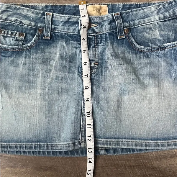 Y2K Buckle Denim Mini Skirt Sz 30 Low Rise Distressed Festival Indie Sleaze ♠️ - Image 7