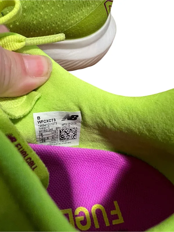 New Balance Womens Size 9 FuelCell Rebel Thirty Watt Cosmic Rose Lime Green Neon - Image 6