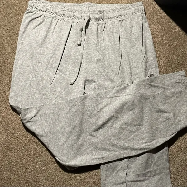 Woman’s NEW Champion lightweight lounge pants with elastic waistband & drawcord - Image 2