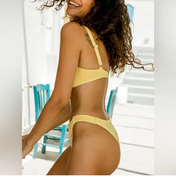 Berlook Yellow Jacquard Underwire Bikini Set Size L - Image 3