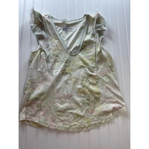 Anthropologie Pilcro Top Camo Yellow Green Ruffle Sleeve V-Neck Large - Image 5