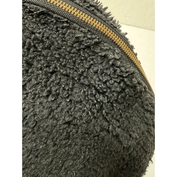 Lululemon Everywhere Belt Bag Black Fuzzy Fleece Crossbody Utility Y2K Goth Emo - Image 5