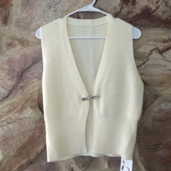 Commense Metal Buckle Waisted Sweater Vest size small - Image 3