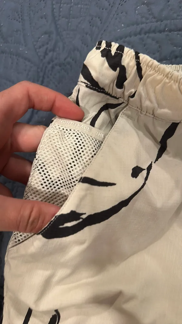 North face shorts  - Image 3