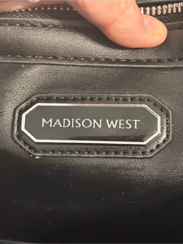 Madison west black shoulder bag faux vegan leather city contemporary - Image 7