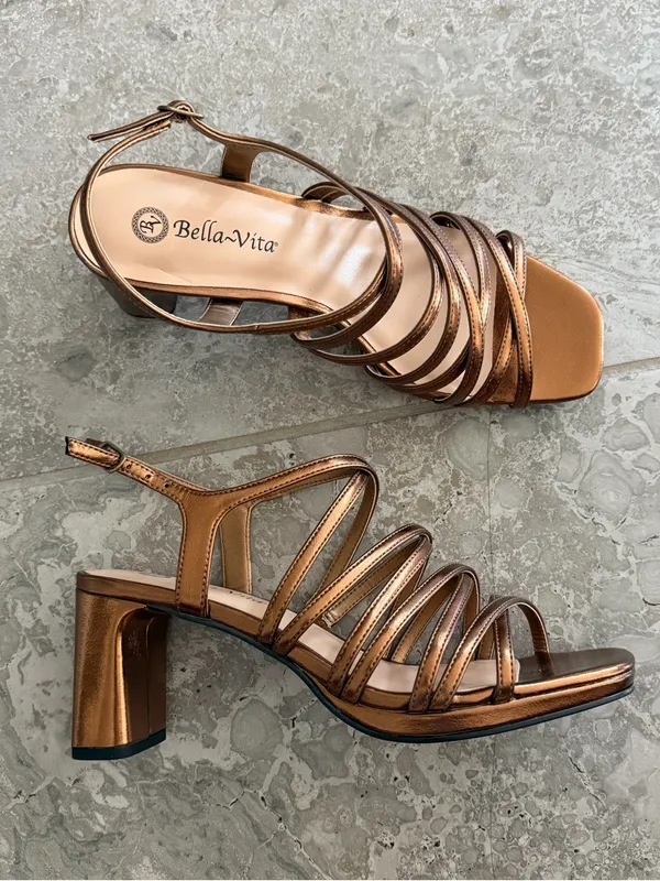 Bella Vita Damsel Square Toe Heeled Sandals in Metallic Bronze, Size 10 W, NWT - Image 8