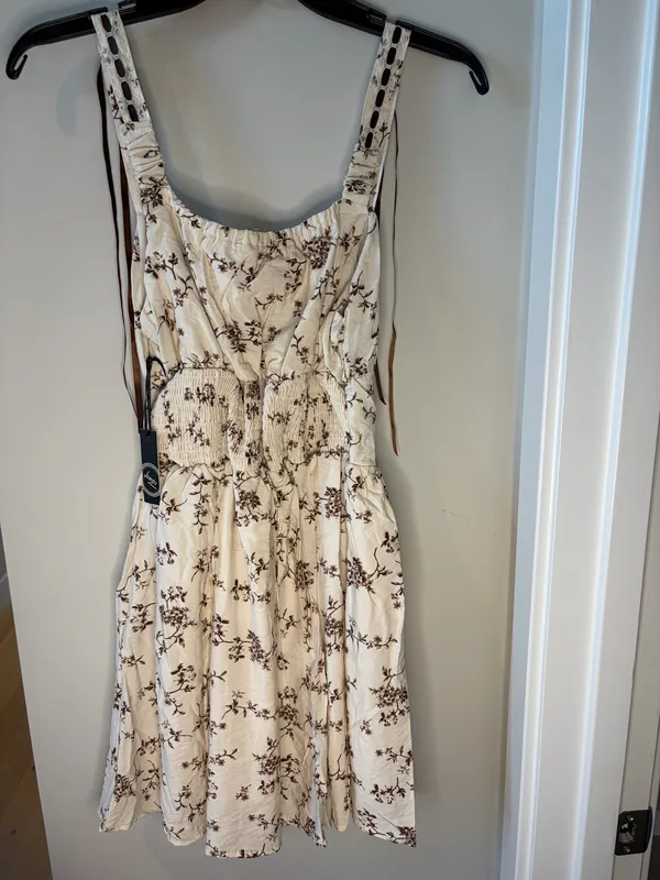 NWT Liberty Love Floral Milkmade Mini Dress with Ribbon Strap and Smocked back. Size Medium. - Image 4