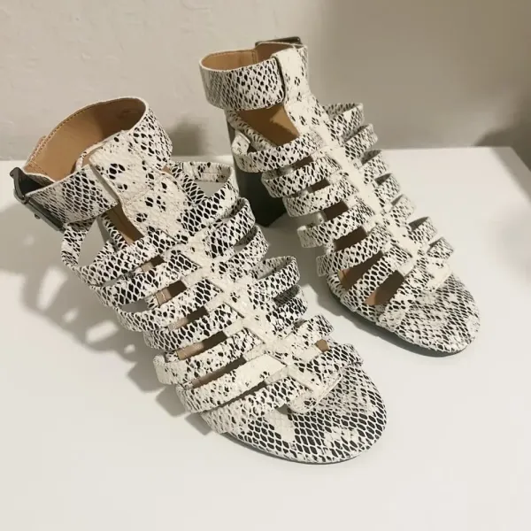 VIONIC Sami Snakeskin Heels in Black and White‎ size 5 - Image 2