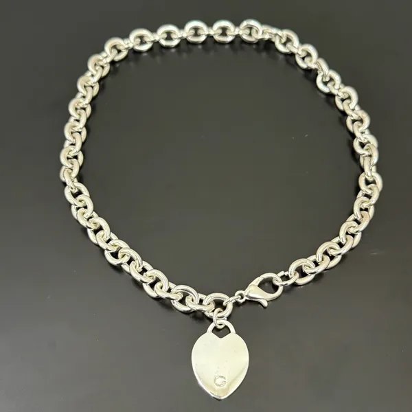 Unsigned Silver-tone Chunky Chain Heart Pendant “G” Stamped 16” Necklace 55g. - Image 4