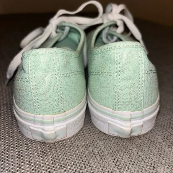 VANS embossed light green laced shoes, size 7.5 - Image 6