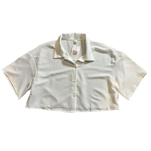 Women's White Buttoned Crop Top Size M - Image 4