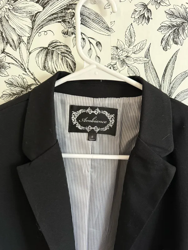 Black blazer - Image 3