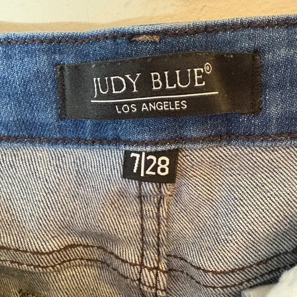 Judy Blue‎ Distressed Boyfriend High Rise Button Fly Jeans Size 7/28 - Image 6